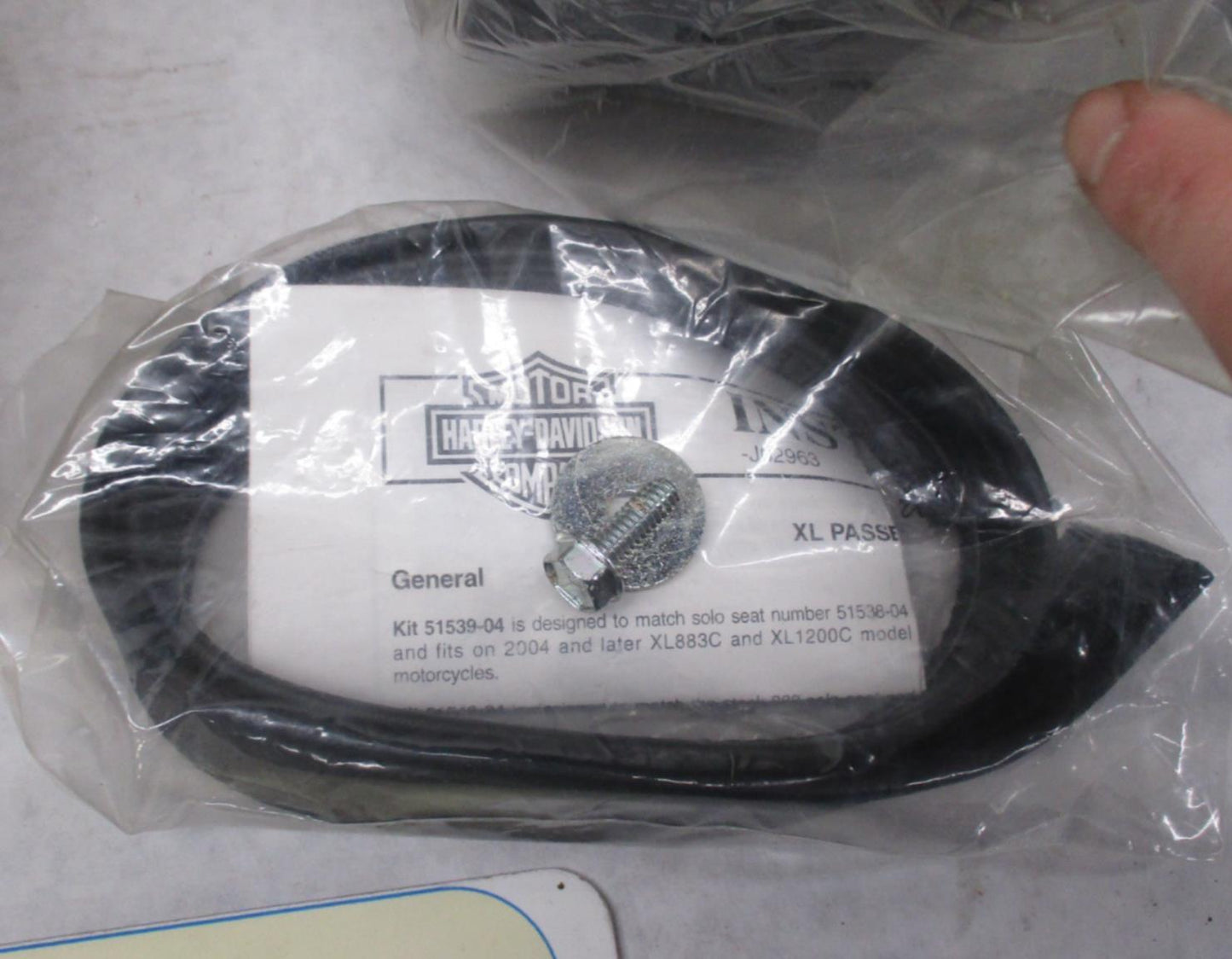 Harley Genuine NOS Sportster XL 1200 XL 883 Passenger Seat Pillion 51546-04