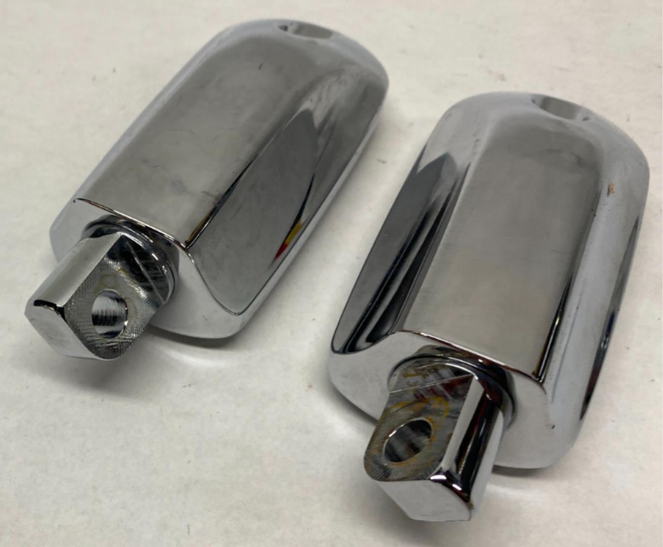 Harley Davidson Genuine Streamliner Footpegs Chrome Genuine
