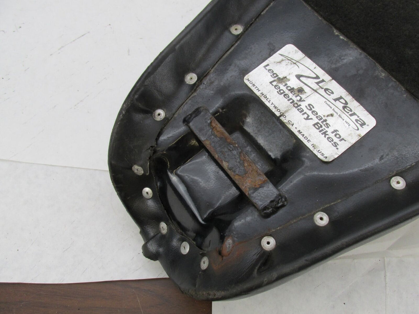 Harley Davidson Le Pera Dyna FXD Leather 2 Up Black Seat