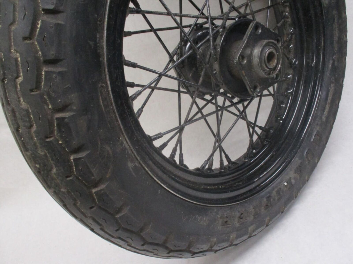Harley Shovelhead Super Glide Rear Wheel Spoke w/ Tire 40981-73 3/4" Axle