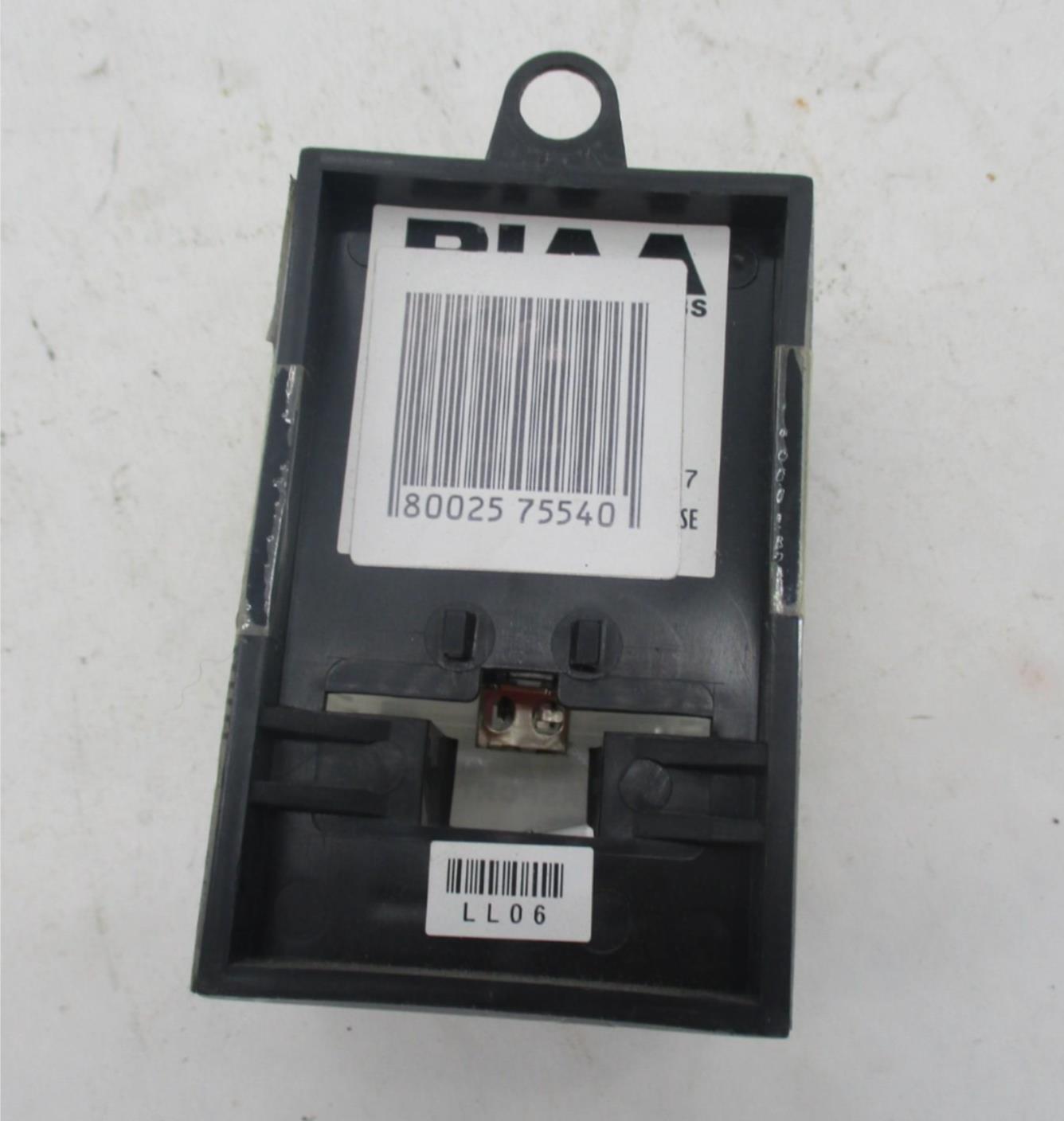 PIAA Xtreme White Powersport Motorcycle Replacement Bulb H3 - 35W = 70W 70323