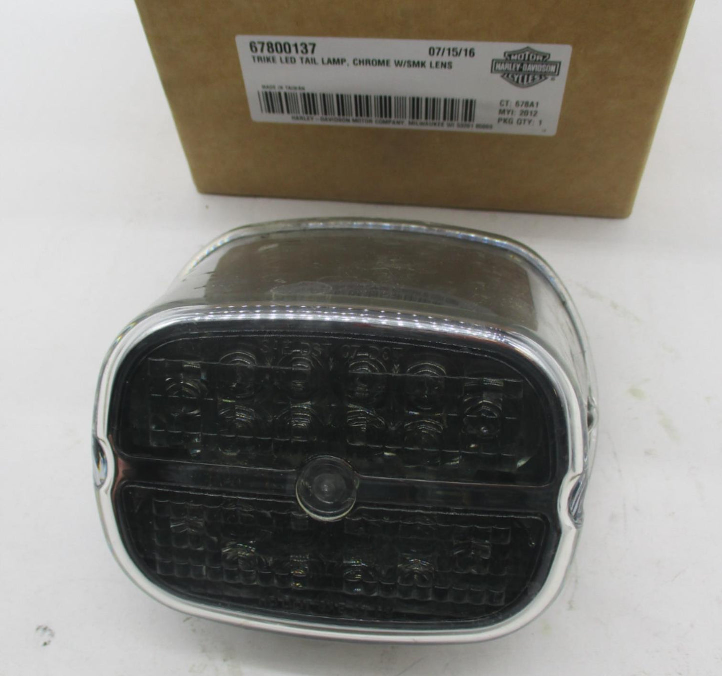 Harley Davidson Trike Led Taillight Lamp Chrome with Smoke Lens 67800137