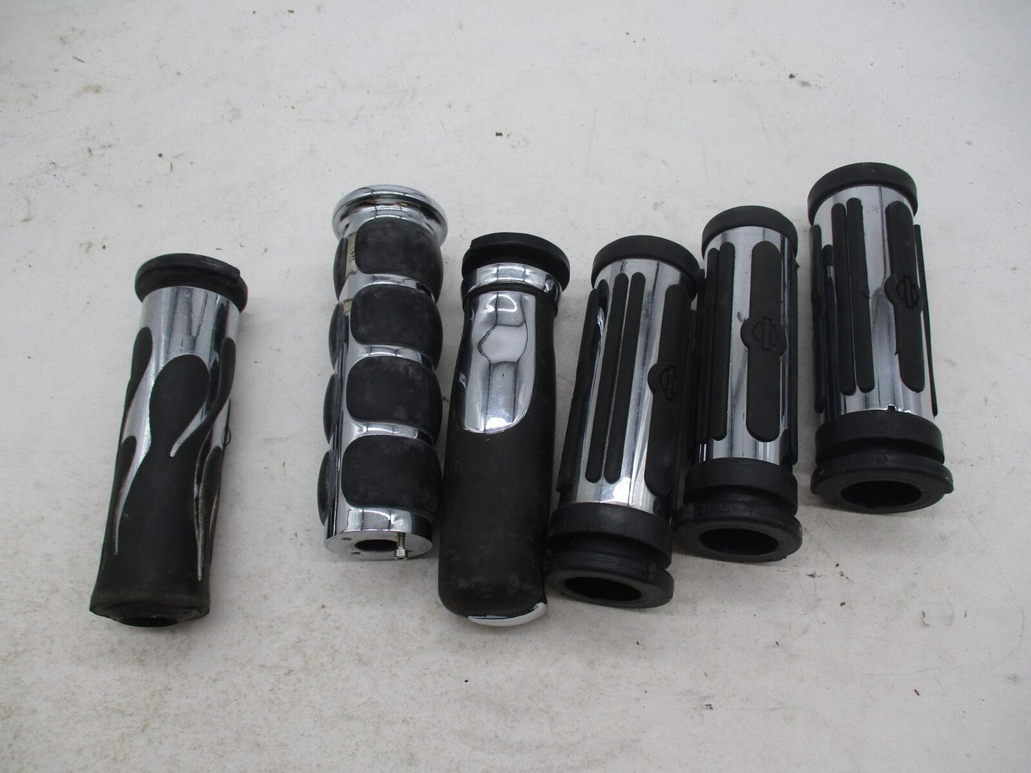 Mix Lot of Harley Davidson Handlebar Grips Chrome Rubber Ribbed