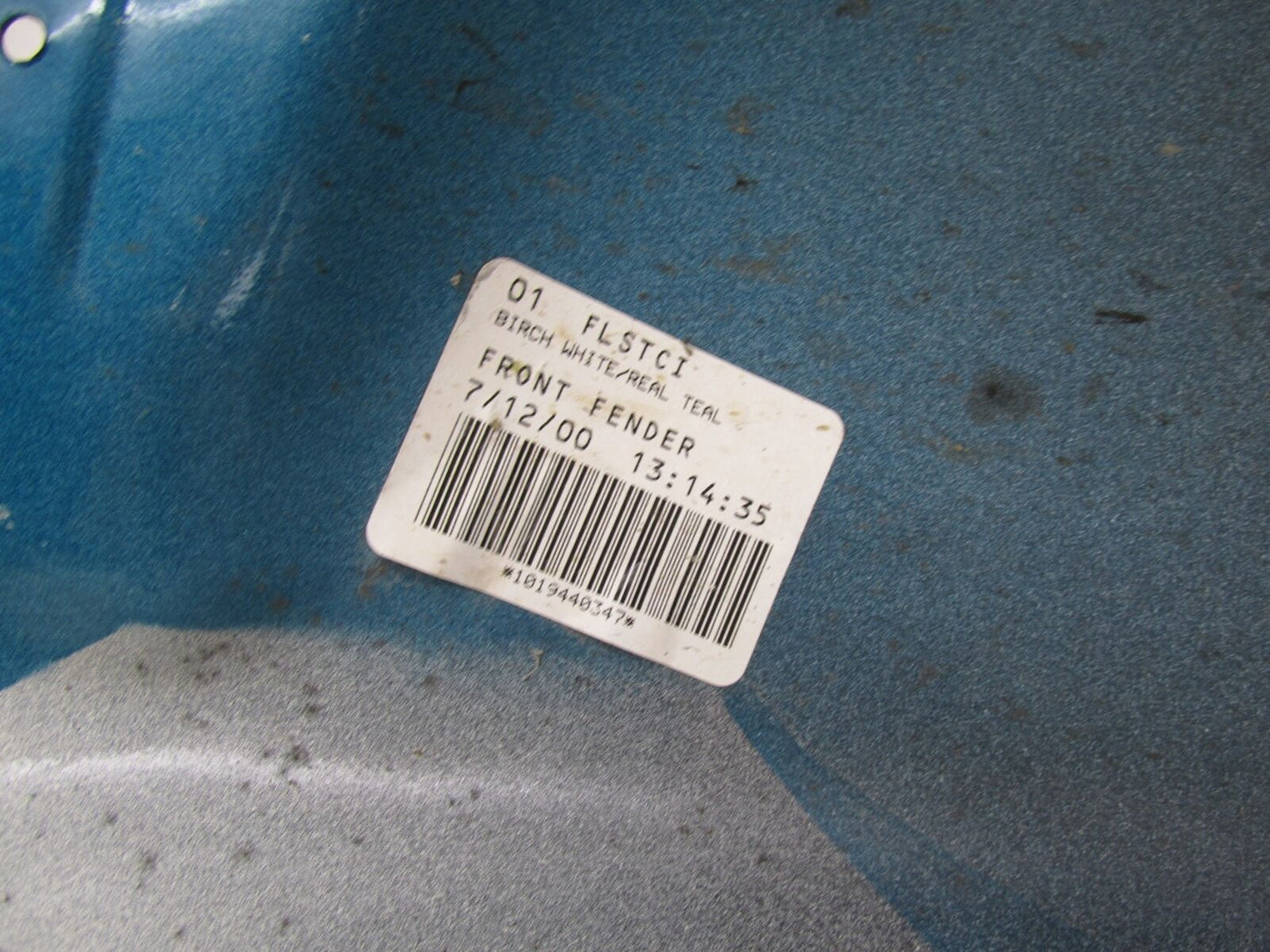 Harley Davidson Genuine FLSTCI Birch White Blue Real Teal Front Fender 2001