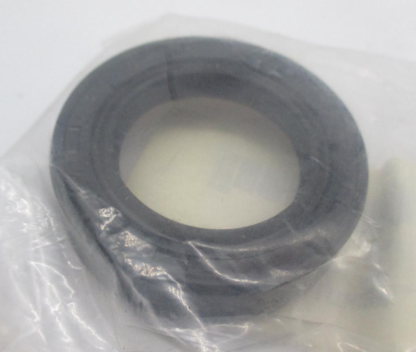Harley-Davidson Genuine NOS Double Lip Wheel Seal 47519-58