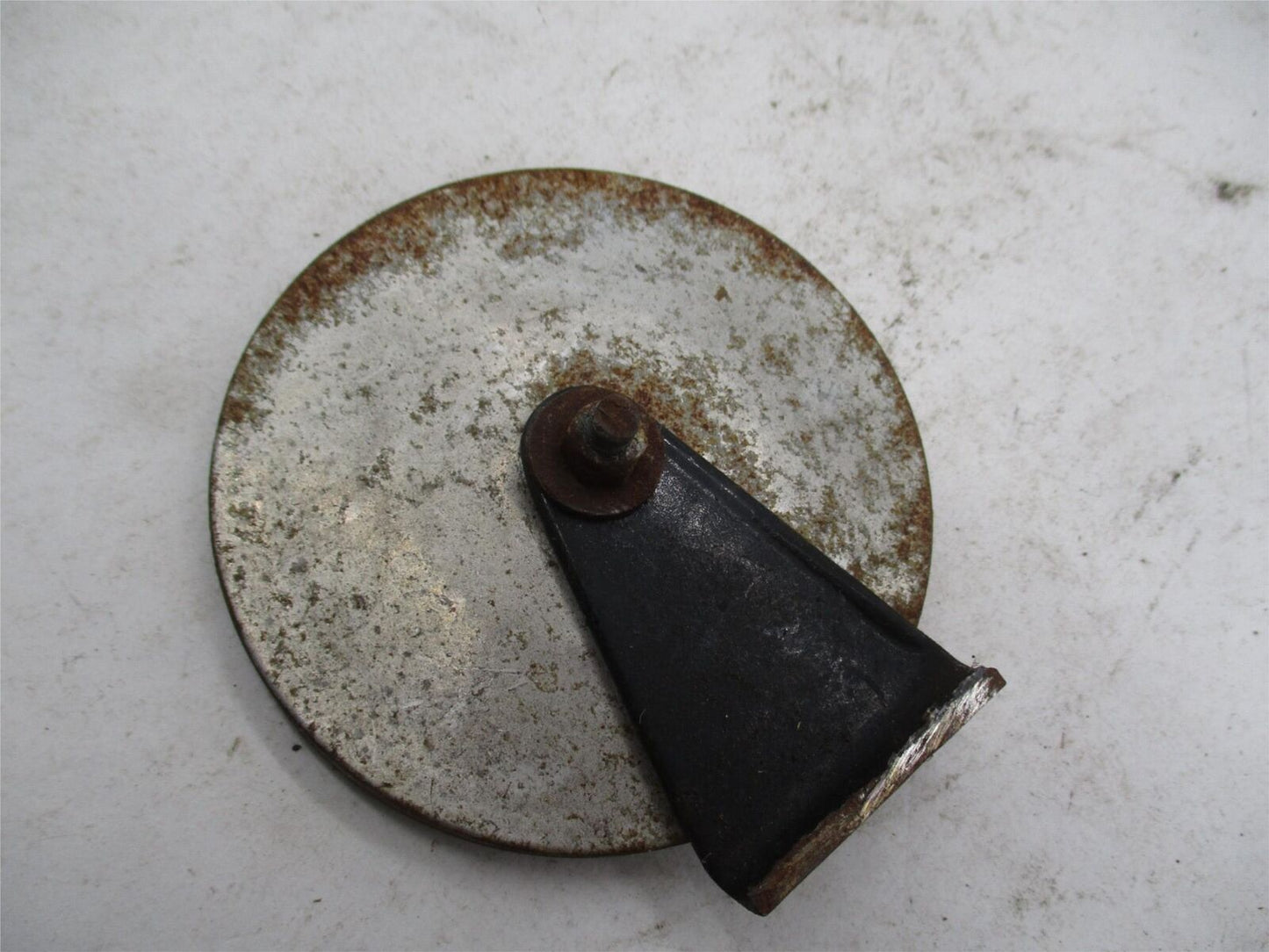 Vintage B545 Round Reflector retro-reflector E1 cat eye 21268