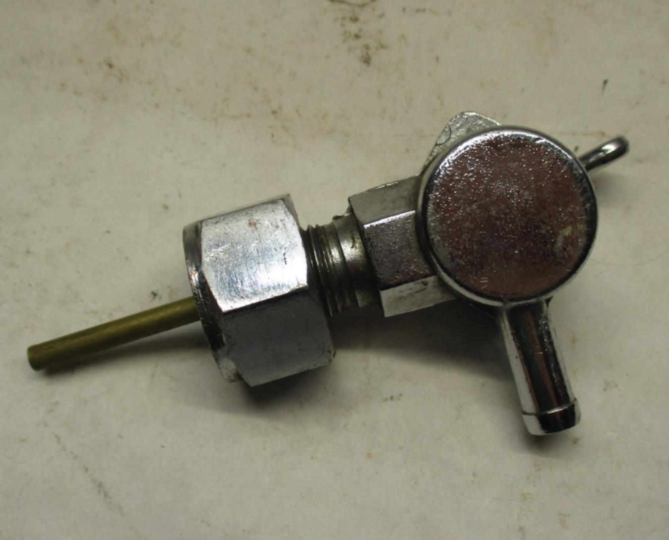 Harley-Davidson Motorcycle Chopper Custom Chrome Fuel Gas Tank Petcock