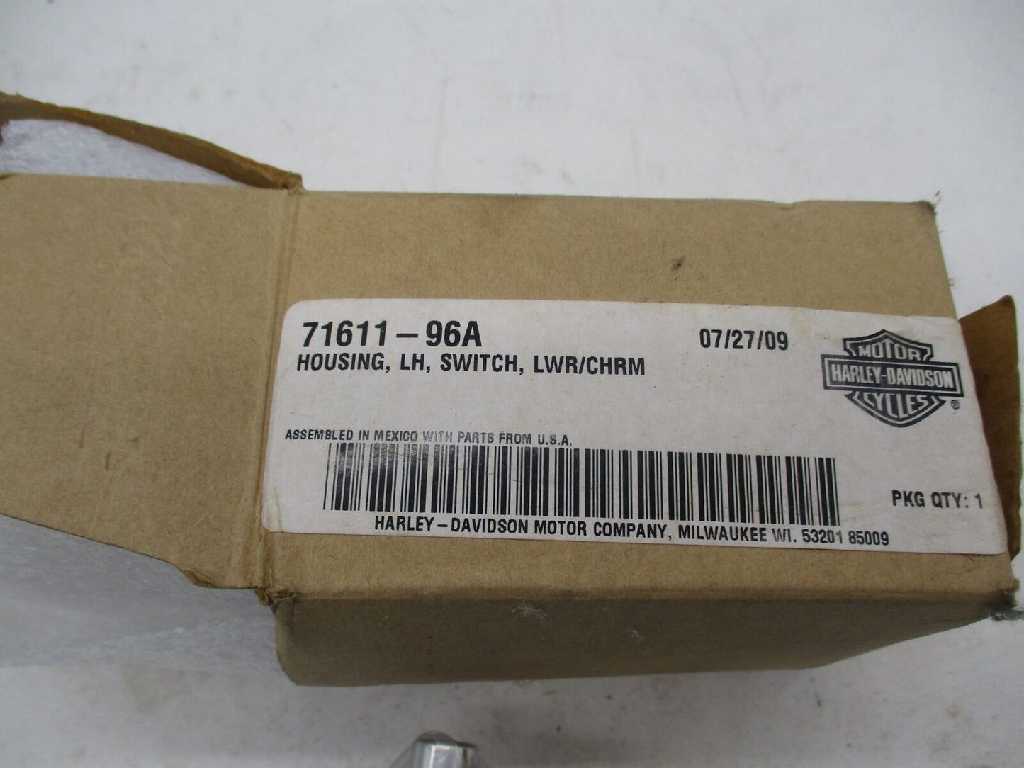 Harley Davidson Genuine NOS Chrome Left Hand Lower Switch Housing 71611-96A