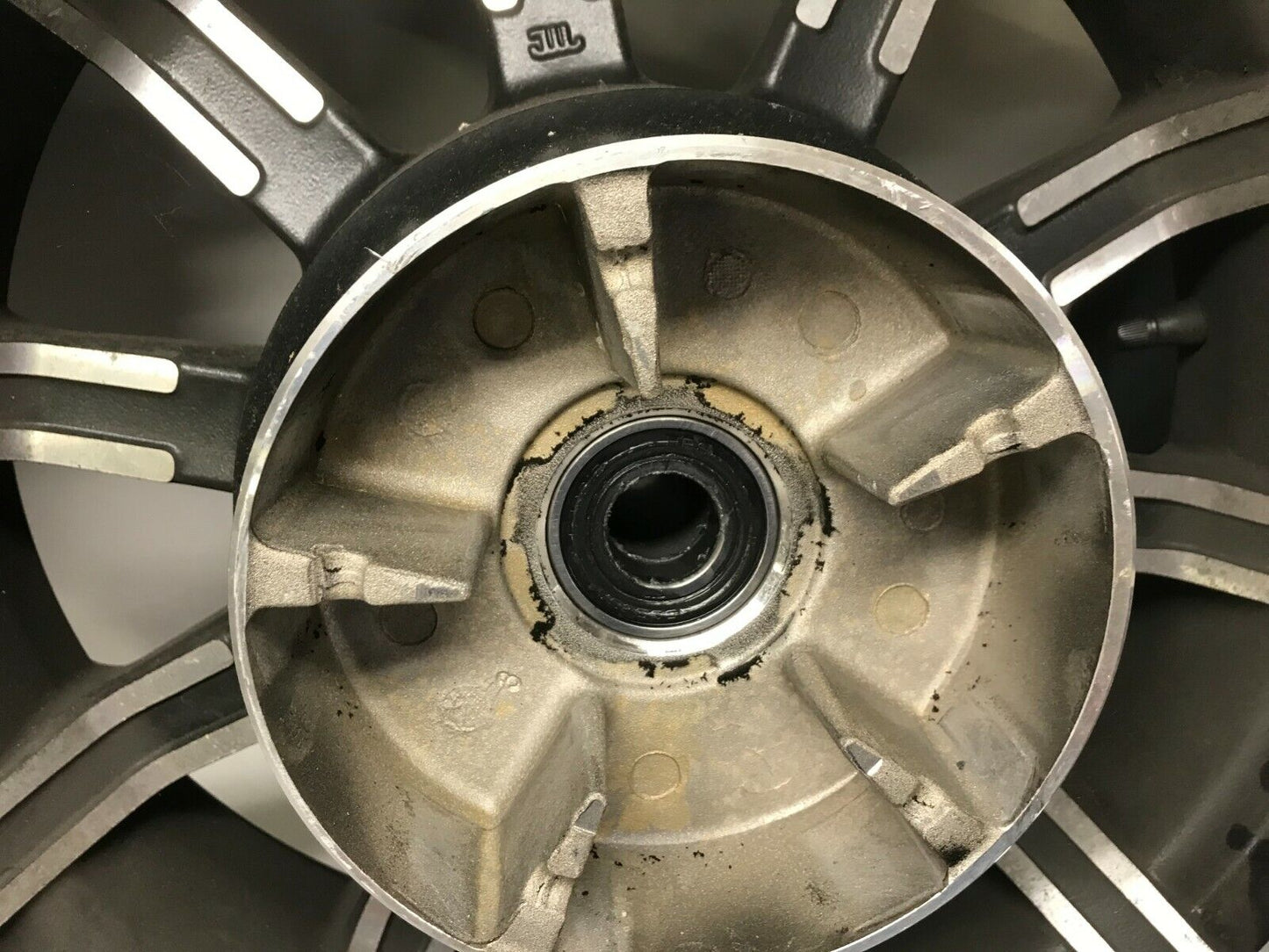 Harley Davidson Touring Factory Impeller Rear Wheel w/ Tire 16"