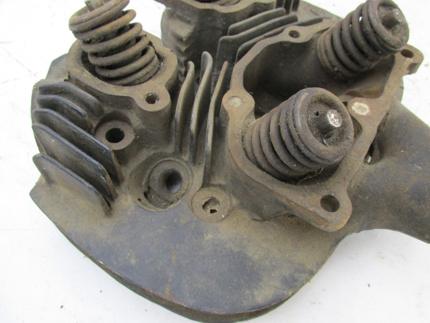 BSA A10 Motorcycle 650 Pre Unit Engine Cast Cylinder Head 67-1066