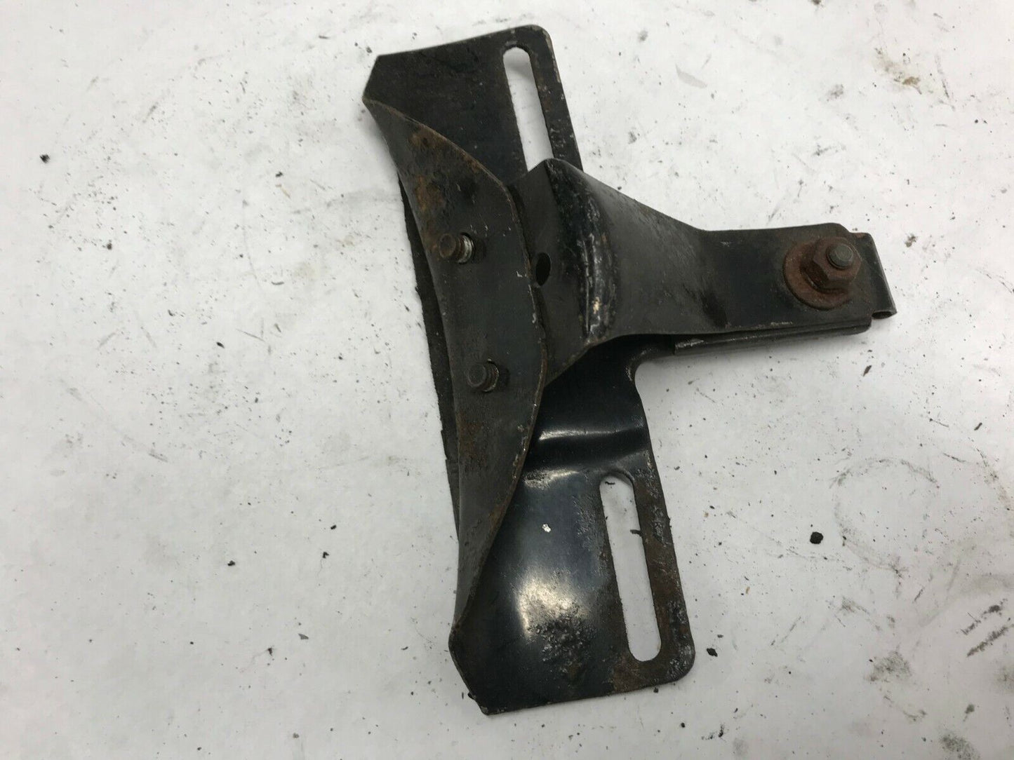 Harley FXD Dyna Rear License Plate Mount Bracket