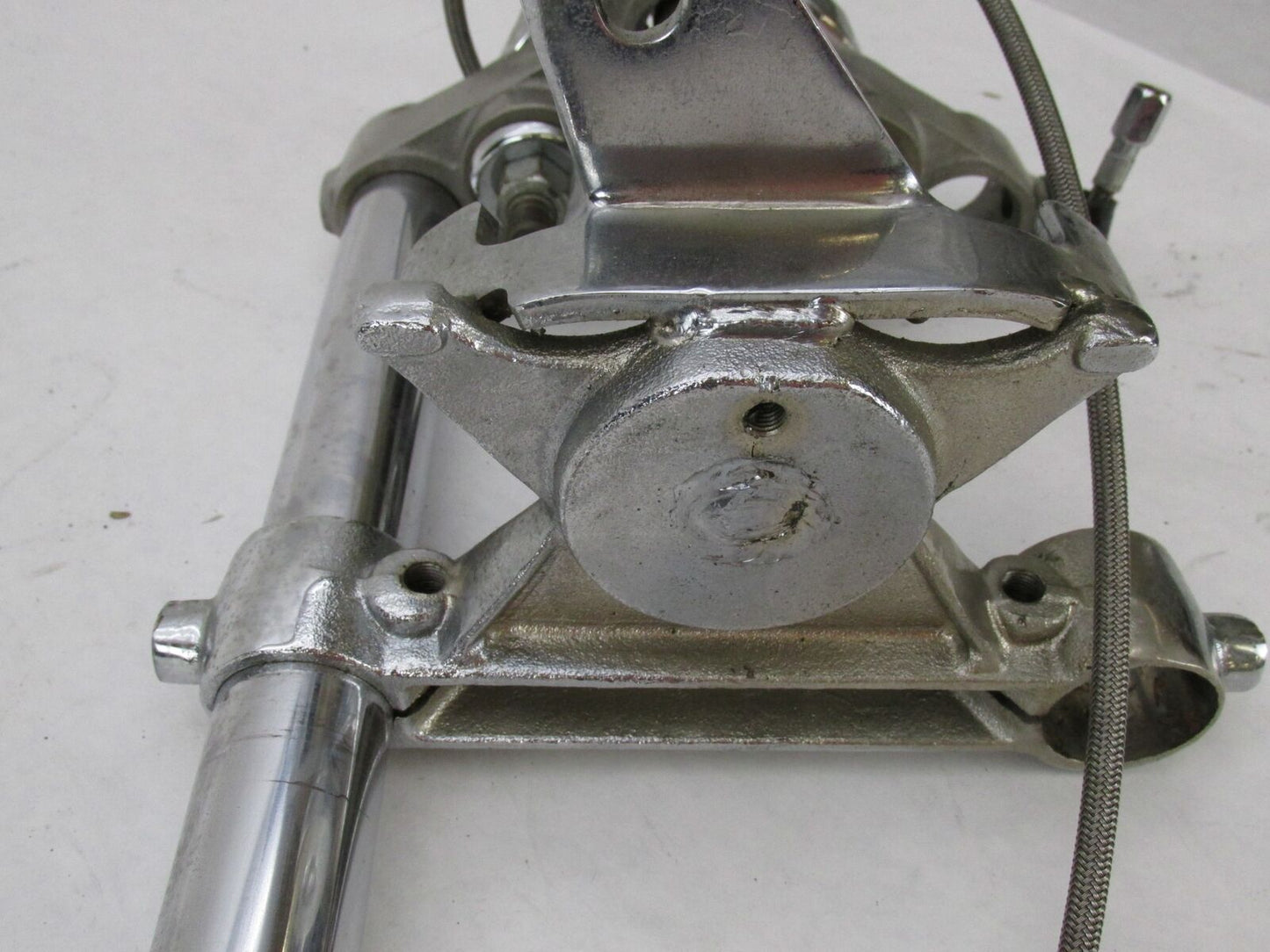 Harley Ironhead Superglide 35mm Front End Triple Tree Banana Caliper 45740-62A
