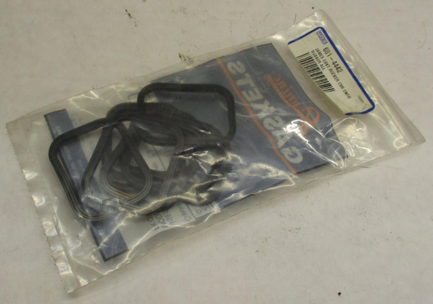 Lot of (8) James Gaskets Harley Center Rocker Cover Gaskets JGI-17358-84A