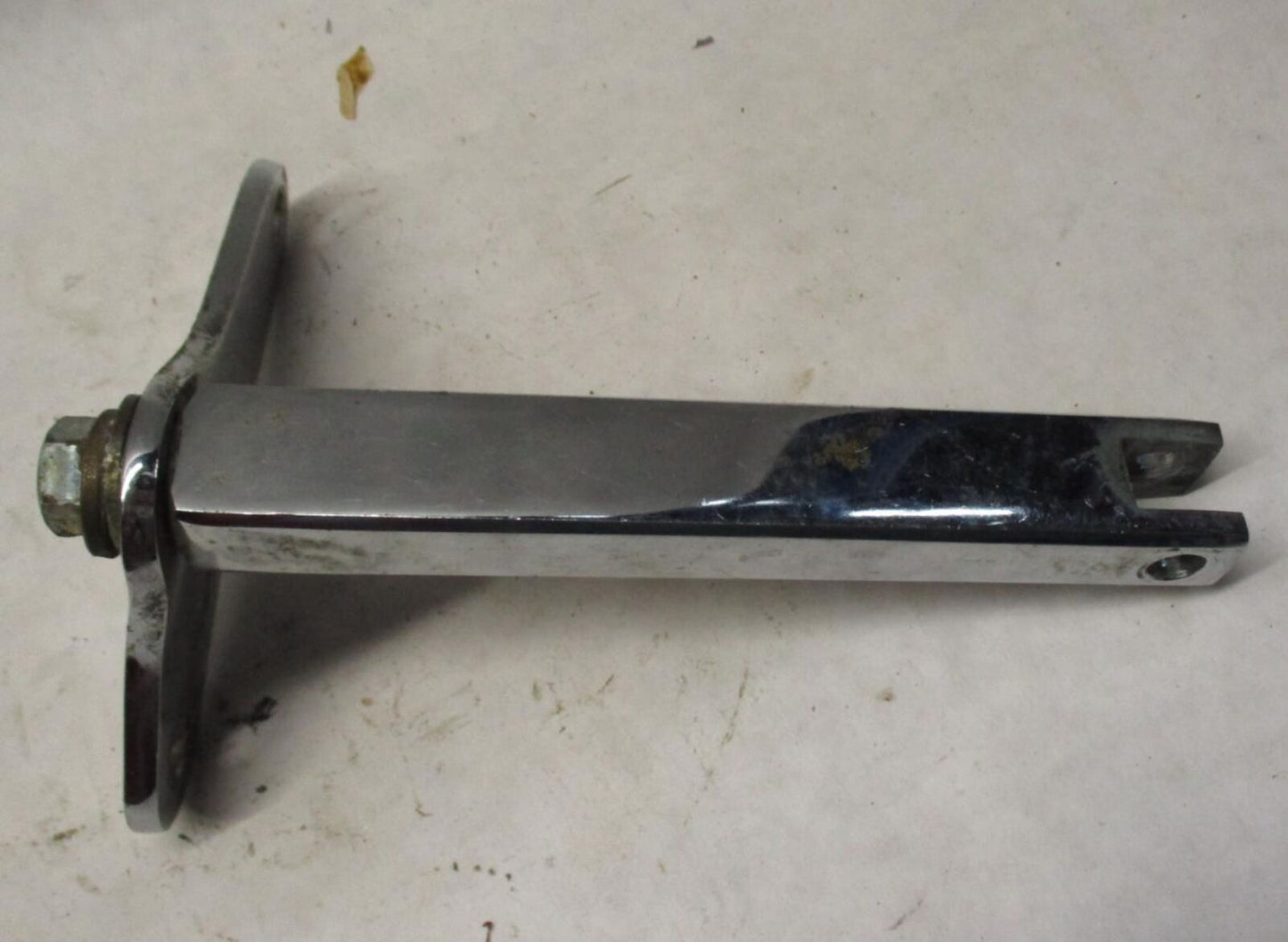 Harley Davidson Chrome 6" Highway Foot Peg Footrest Mount Mounting Bracket