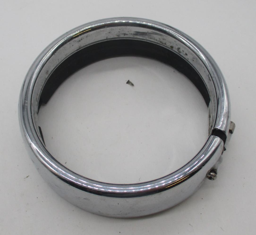Harley Genuine Road King Frenched Spotlight Auxiliary Light Trim Ring 4" Chrome