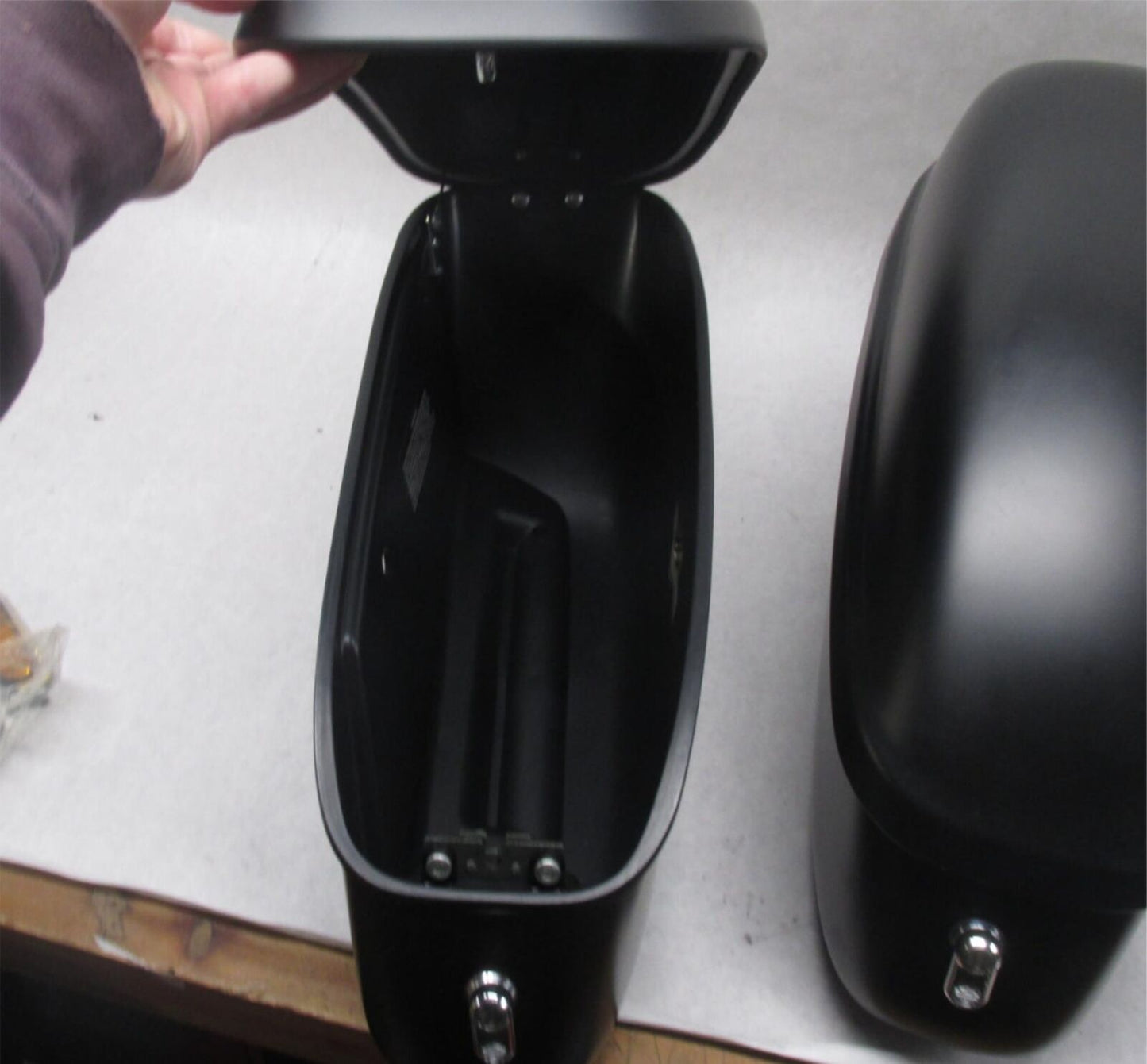 Harley Davidson Genuine NOS Pair of Softail Deuce Black Saddlebags 90396-00
