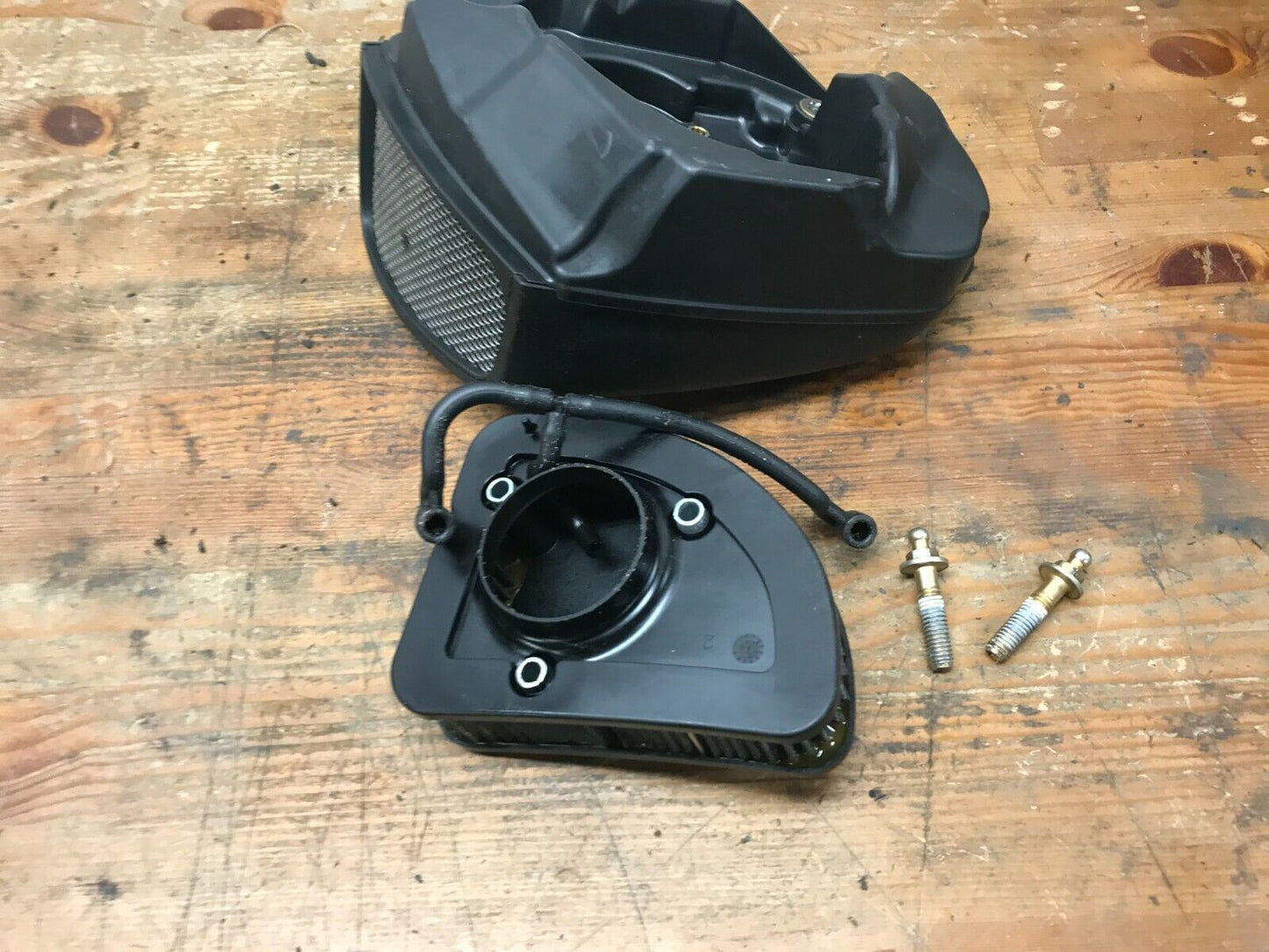 Harley davidson air filter housing with filter Pa66-GF33 29000116 Milwaukee 8