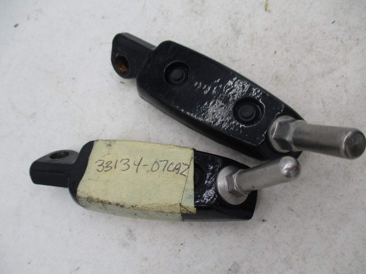 Harley Davidson Pair of Black Foot Pegs 33134-07CAZ