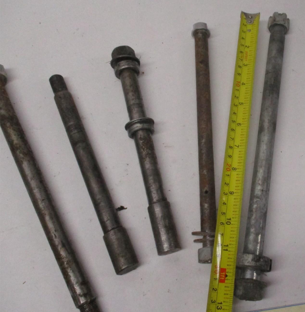 Mixed Lot of (5) Harley Front / Rear Wheel Axles Softail Dyna Sportster #1