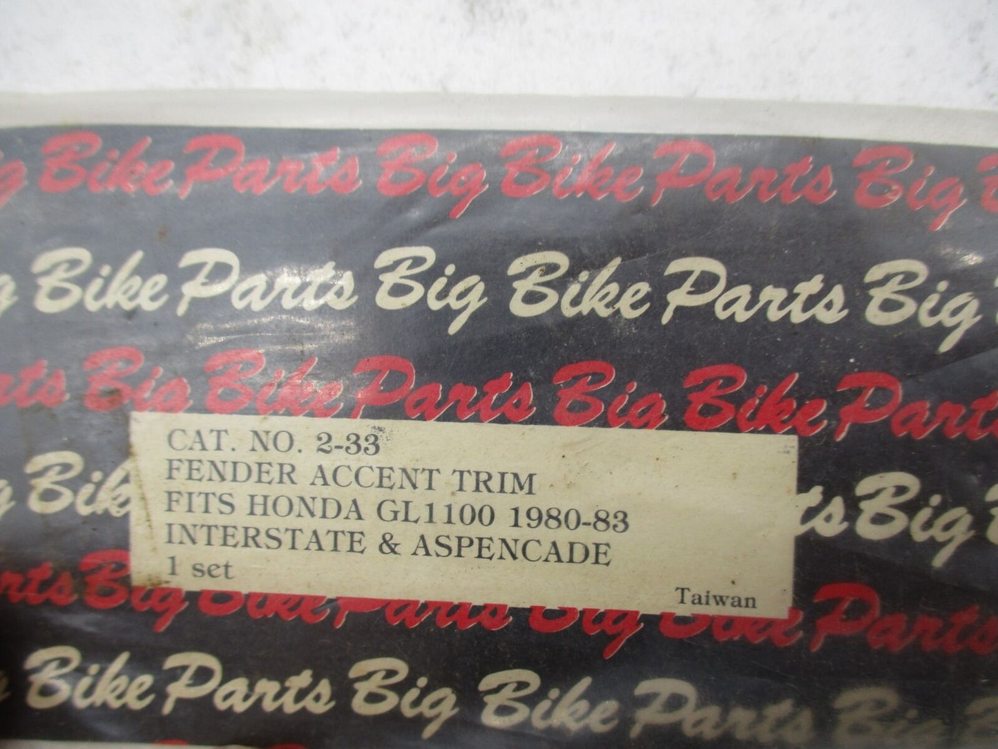 Big Bike Parts Honda Goldwing GL1100 1980-83 Fender Accent Trim 2-33