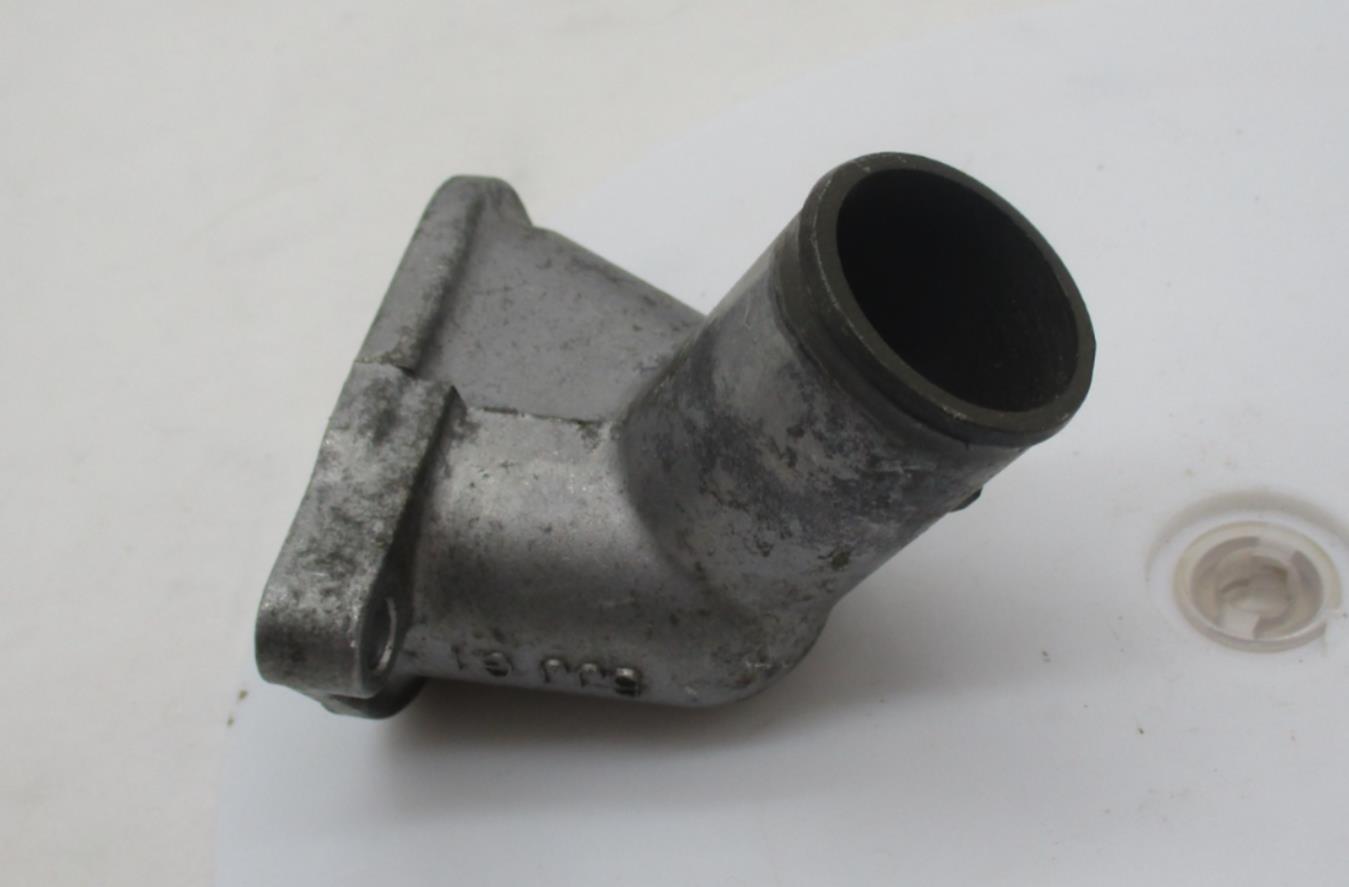 00-01 Yamaha Yzfr1 Yzf R1 Thermostat Housing Cover Assembly 5JJ G1