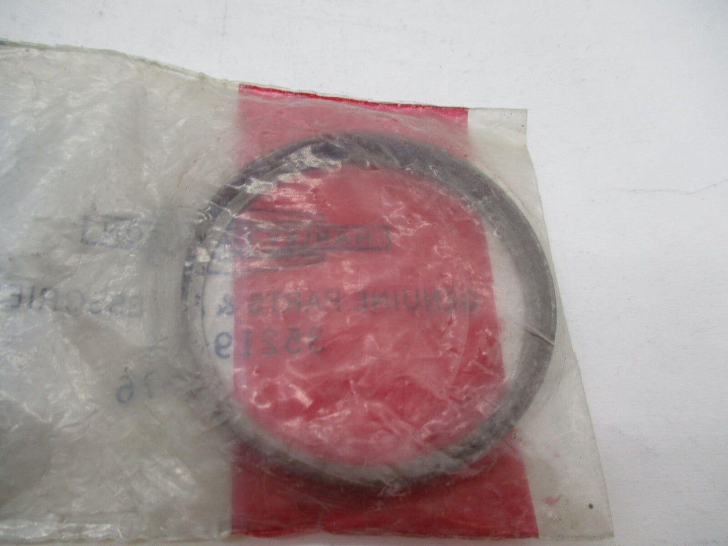 Harley Davidson Genuine NOS Retainer mainshaft oil seal 750cc 35219-41