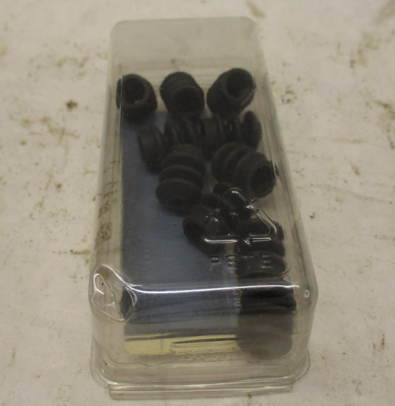 Lot of (10) Harley Davidson Accelerator Pump Boot Seals DS-289105