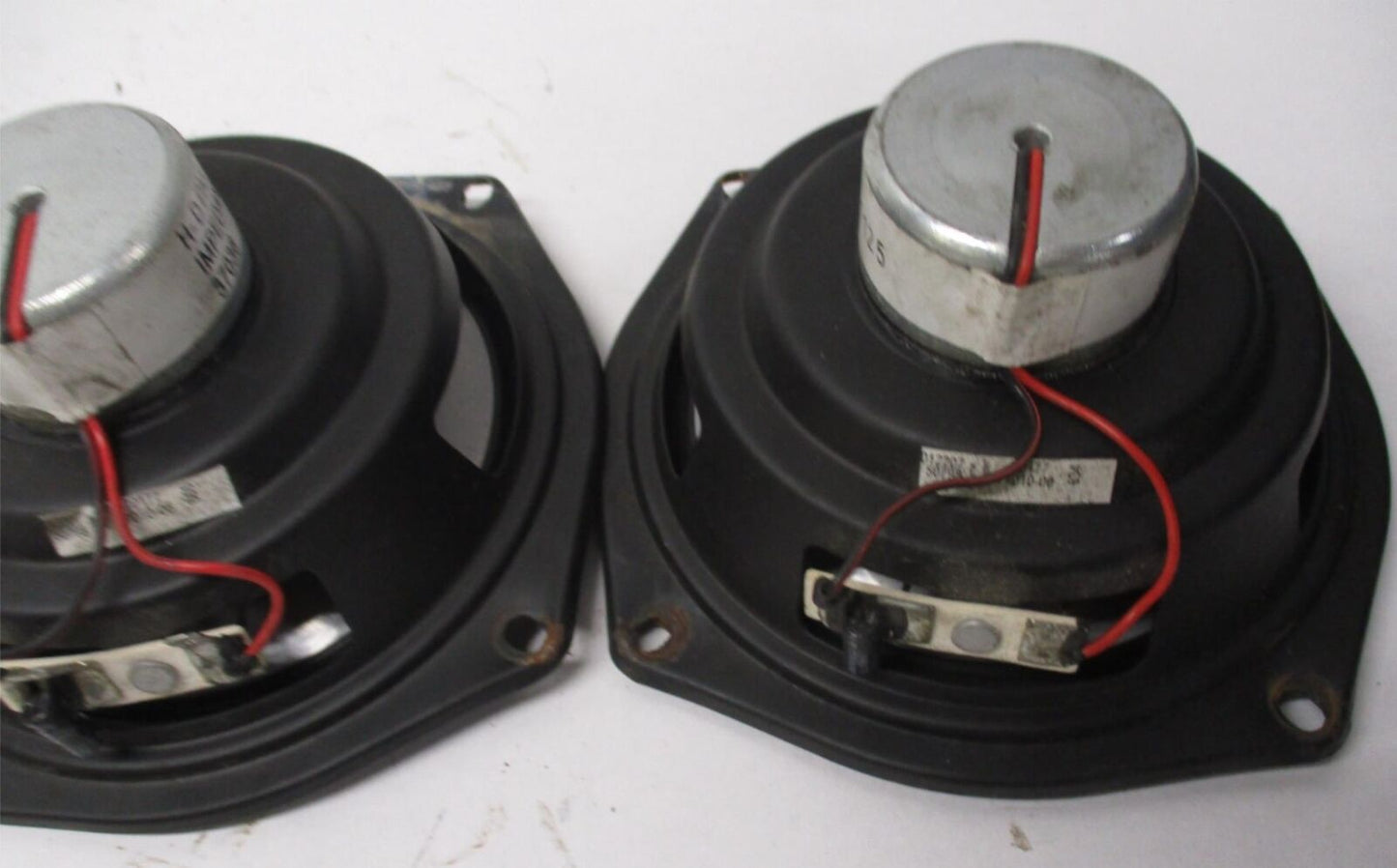 Pair of Harley Davidson Stock OEM Speakers 77029-06 Touring Models