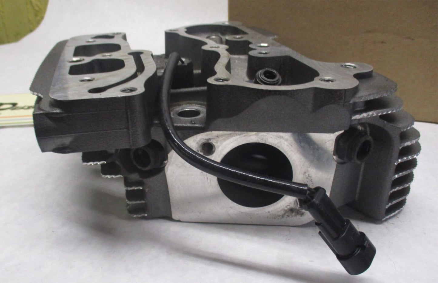 Harley Davidson Grey Granite 110 street Glide CVO Engine Cylinder Head 16500139