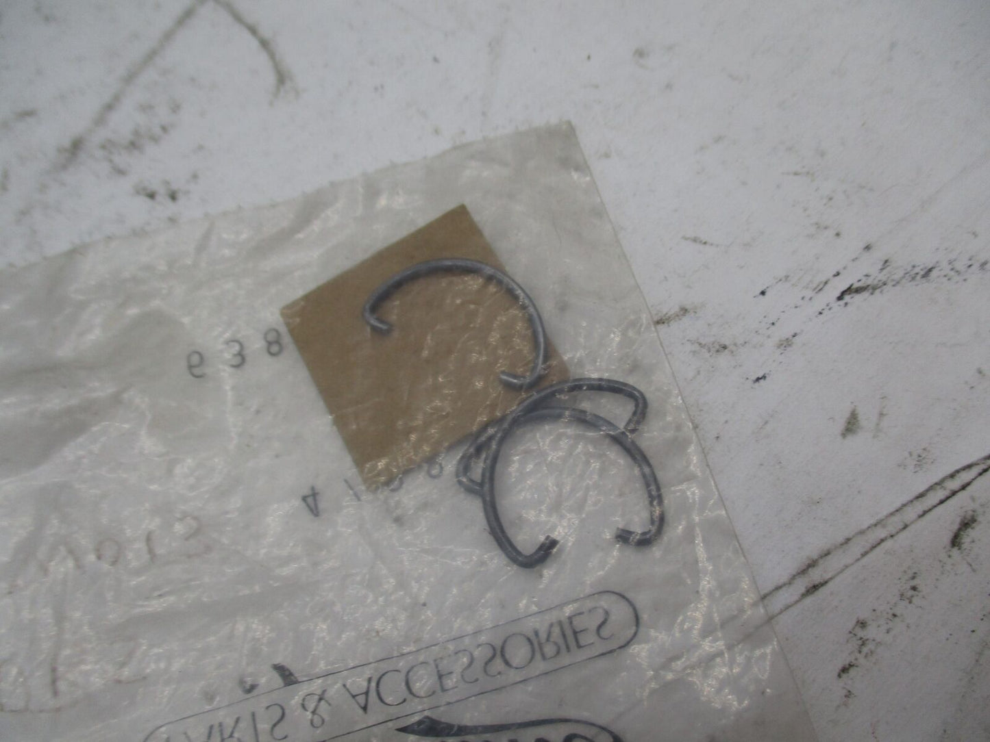 Lot of 3 Harley Davidson Genuine NOS Oil Tank Oil Filter Retaining Clip 63878-53