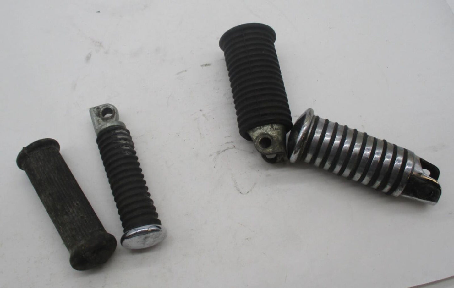 Mixed Lot of Harley Davidson Foot Pegs Foot Rests Shovelhead Ironhead EVO