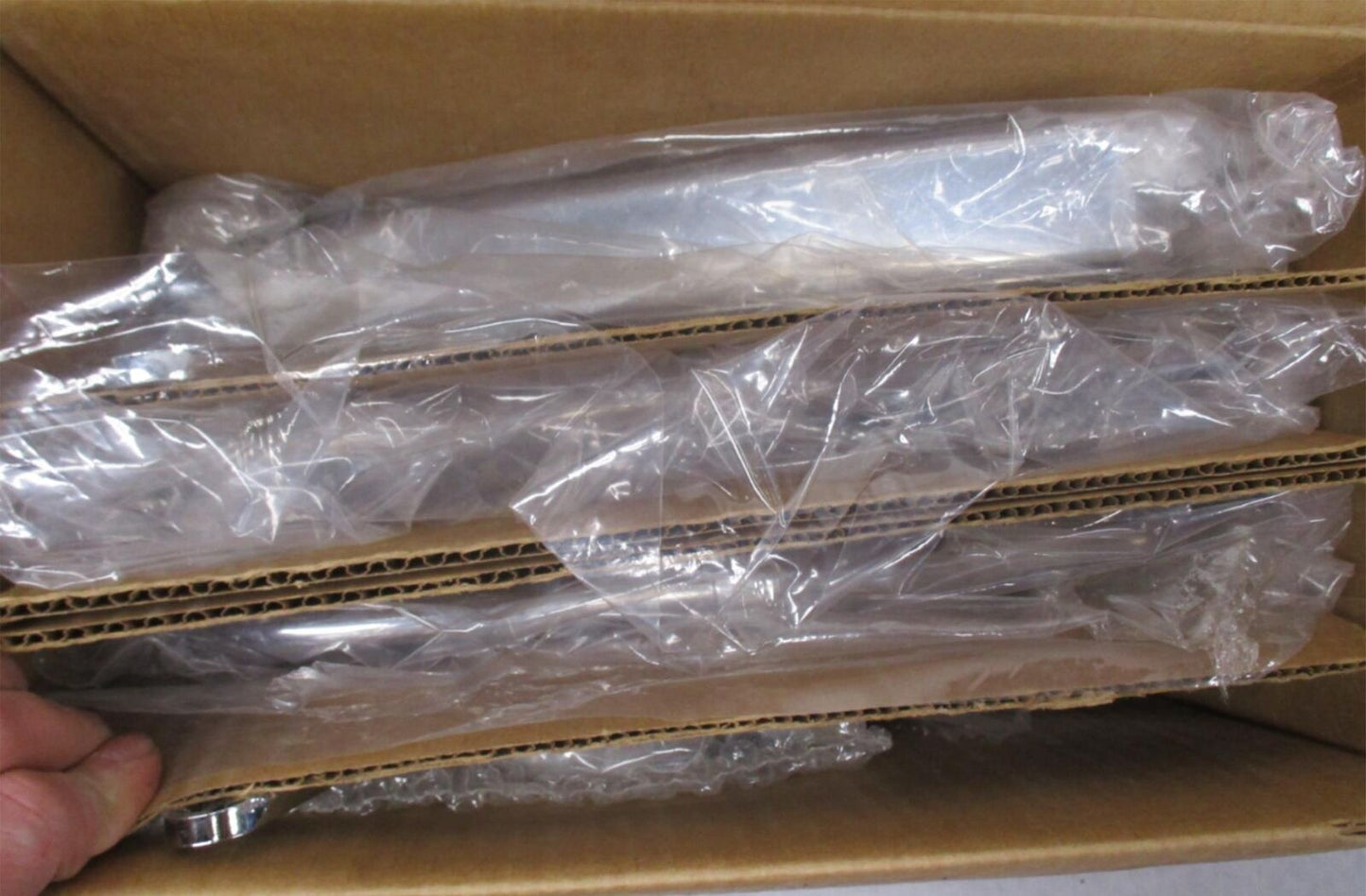 Harley Davidson Genuine NOS 94+ FLHR Chrome 4-Channel Luggage Rack 53391-94