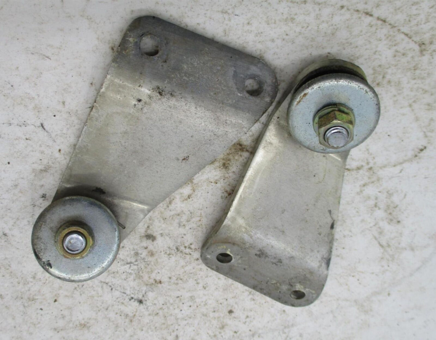 Set of Yamaha SRX 600 Headlight Stays  Mounts Brackets