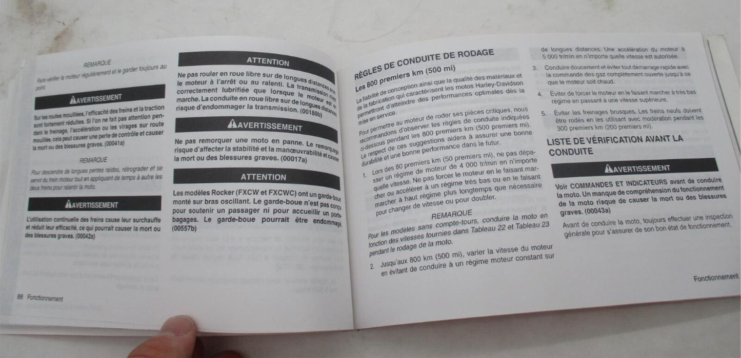 Harley Softail Models 2009 Motorcycle Operator Manuals in French 99469-09FR