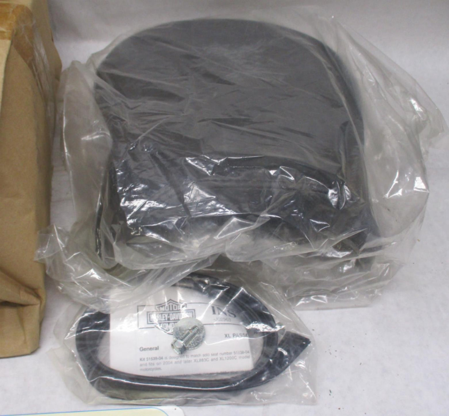 Harley Genuine NOS Sportster XL 1200 XL 883 Passenger Seat Pillion 51546-04