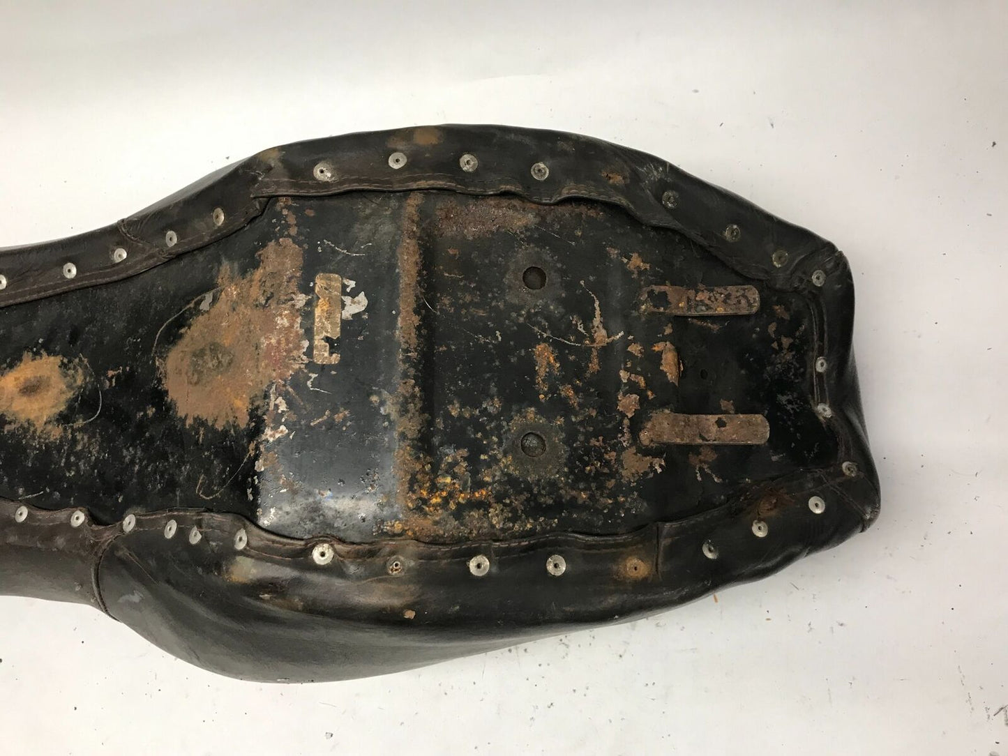 Harley Davidson Mustang Super Glide Seat Diamond Stitched Leather Brown