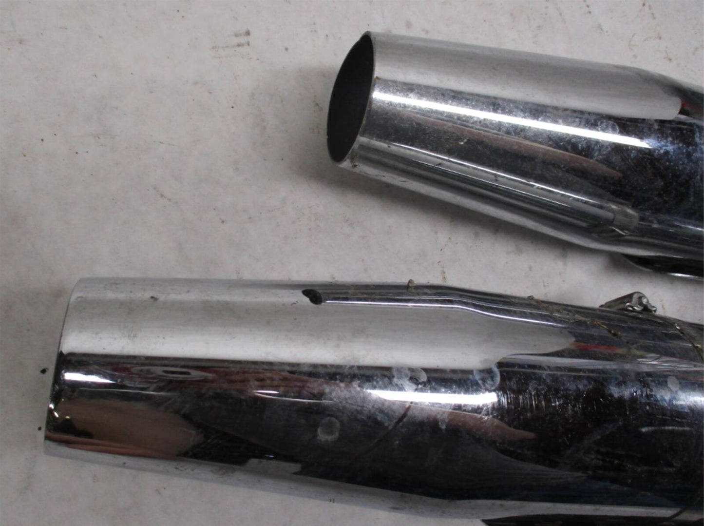Harley Genuine Heritage Softail Exhaust Mufflers 65357-05 65353-05 w/ brackets