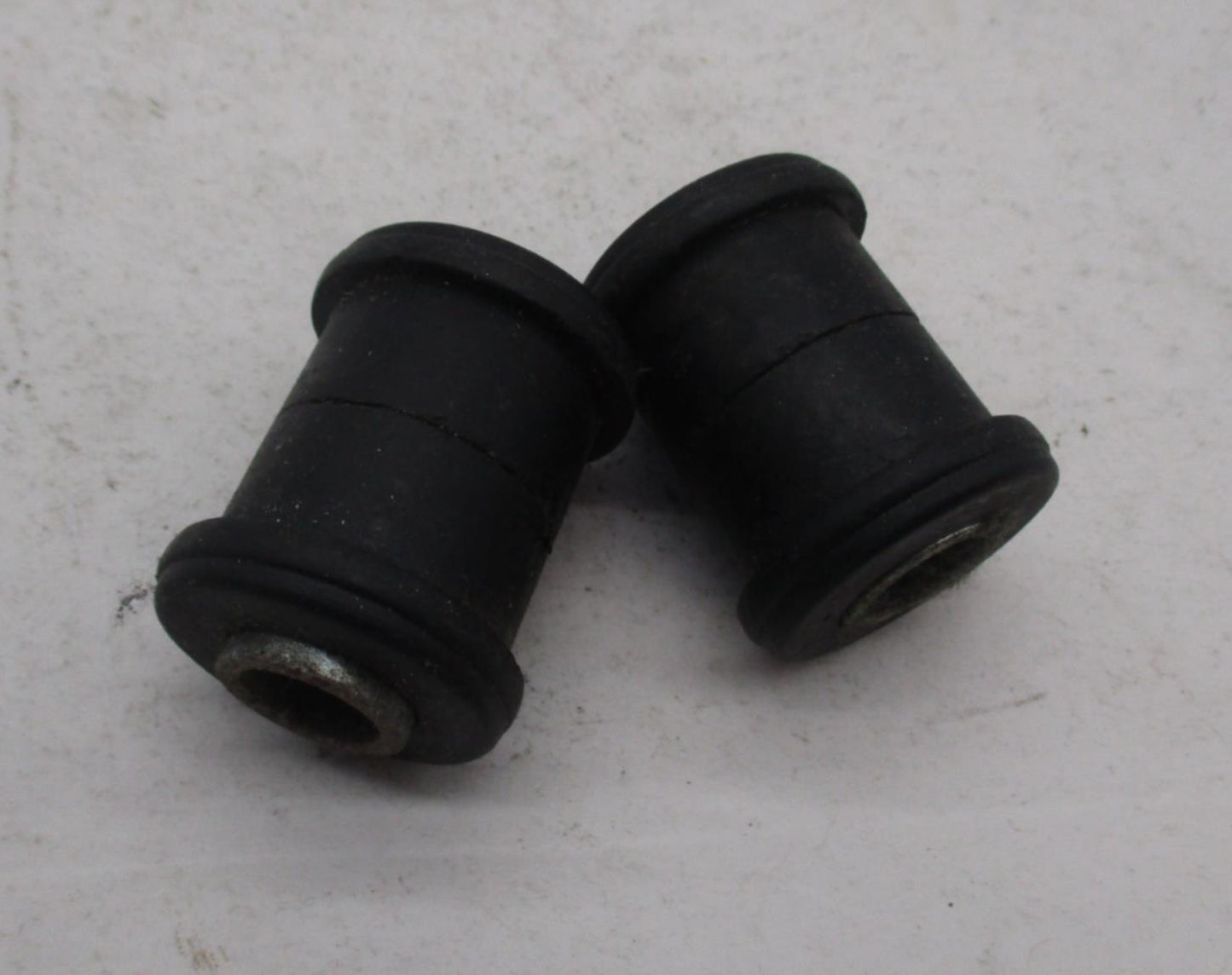 Pair of Harley Davidson Black Handlebar Riser Damper 1" Bushings