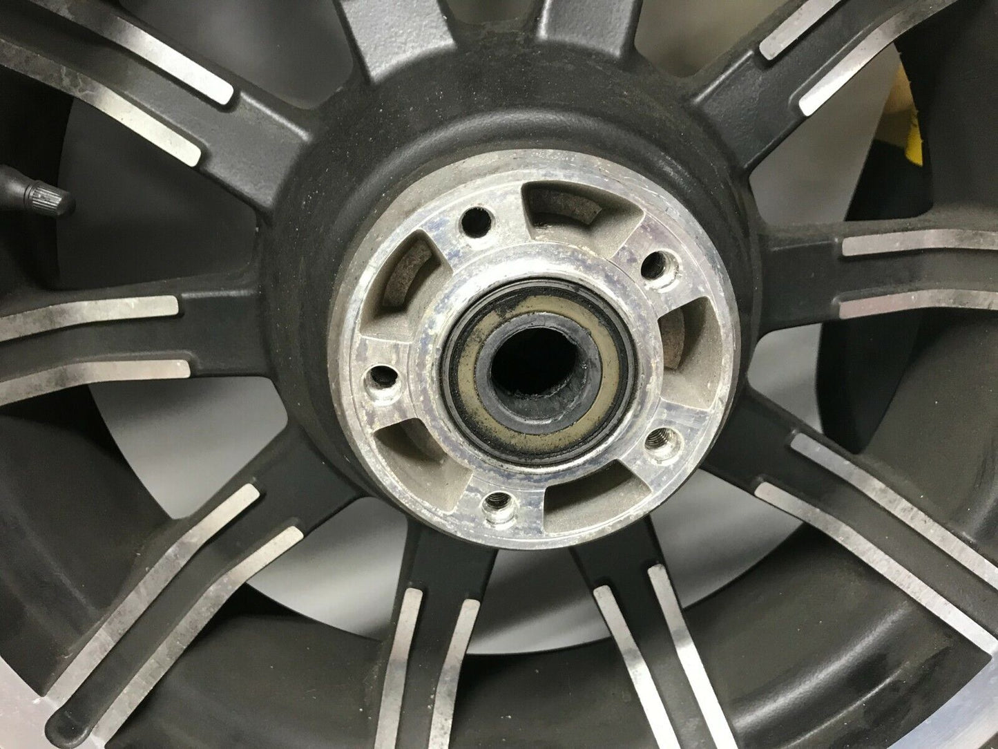 Harley Davidson Touring Factory Impeller Rear Wheel w/ Tire 16"