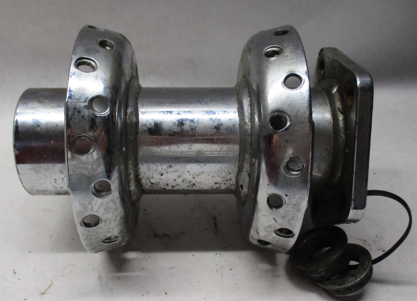 Harley Davidson Chrome Spoked Wheel Hub w/ Spacers Shovelhead Front