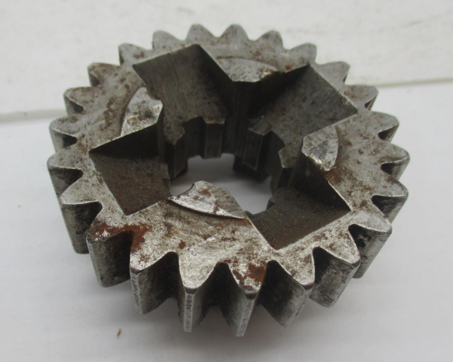 Harley Davidson Mainshaft 2nd Gear 23 Tooth 35296-56A