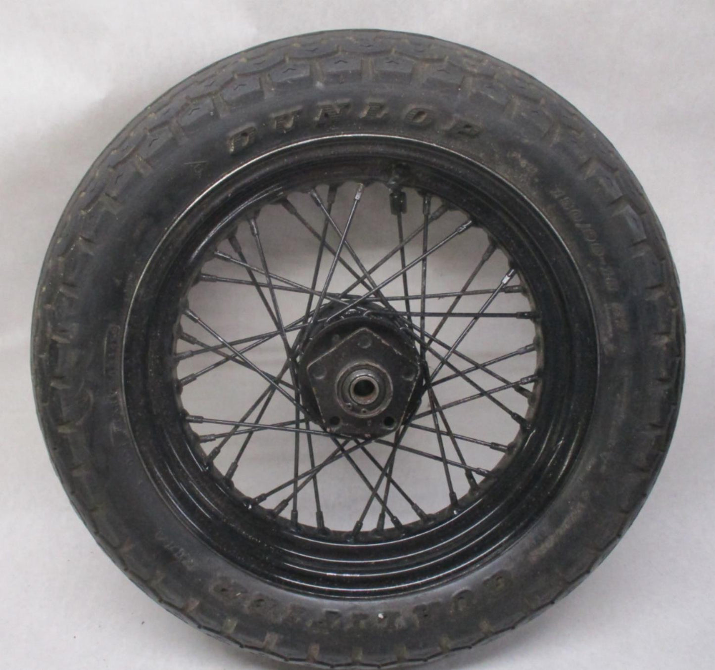 Harley Shovelhead Super Glide Rear Wheel Spoke w/ Tire 40981-73 3/4" Axle