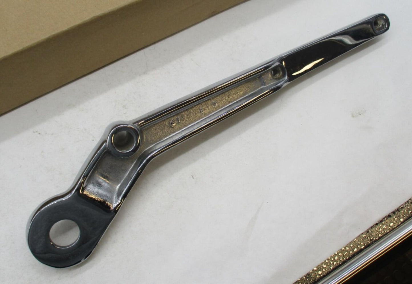 Harley Davidson Genuine NOS Exhaust Muffler Chrome Bracket Kit 65133-05