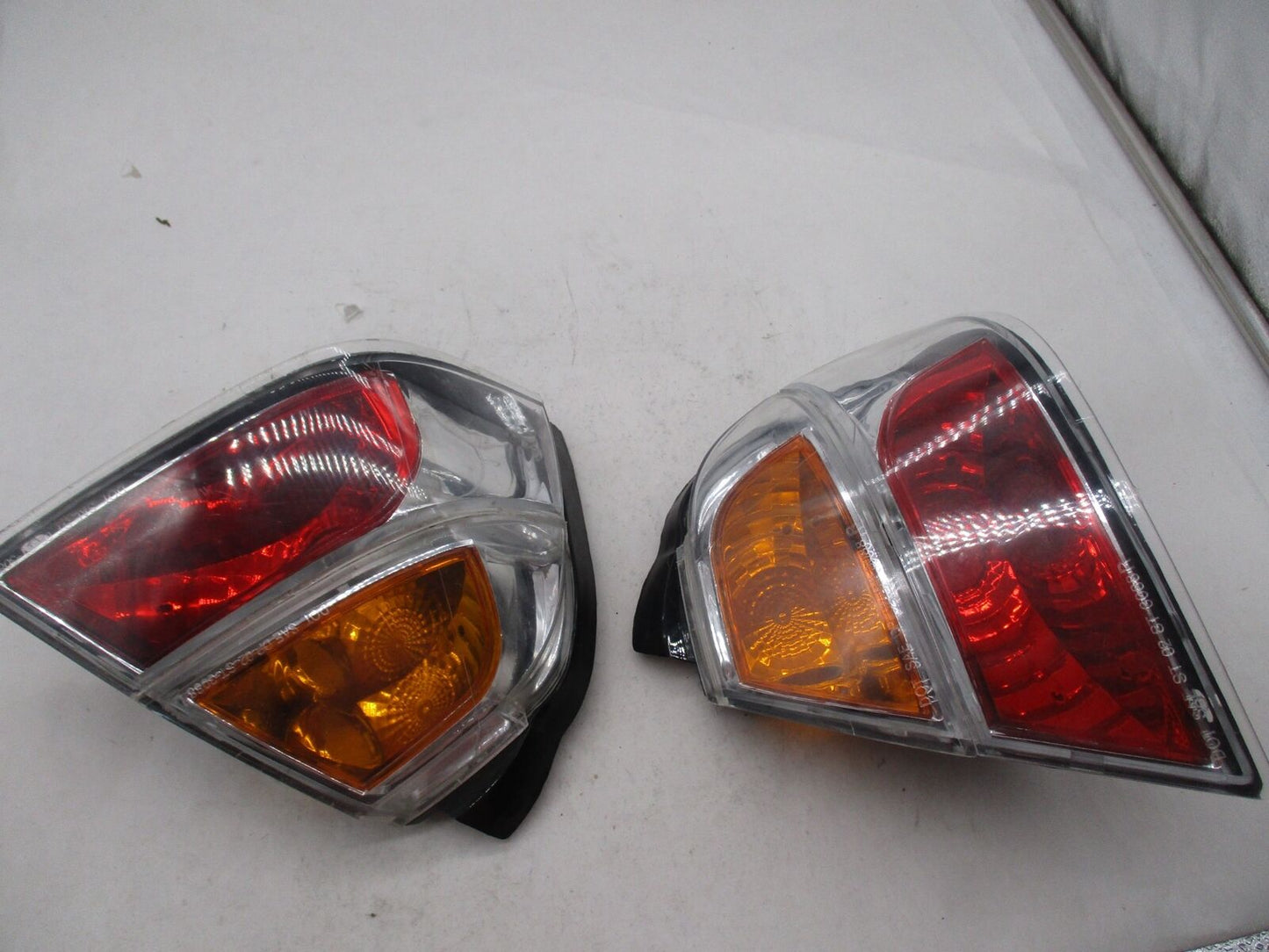 Pair of Honda Goldwing GL1800 Trunk Tail Lights Brake Lights Housings ST-3088