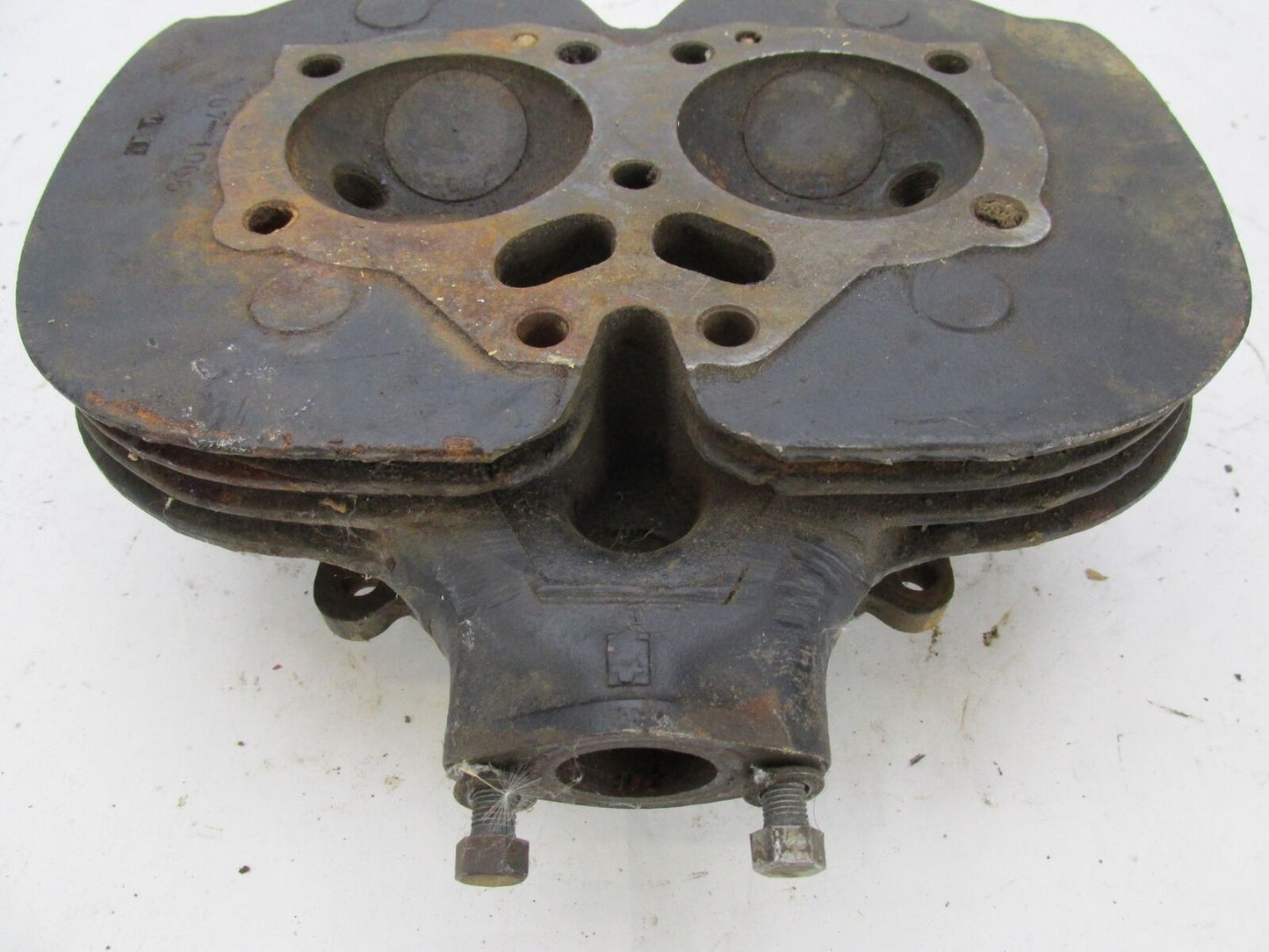 BSA A10 Motorcycle 650 Pre Unit Engine Cast Cylinder Head 67-1066