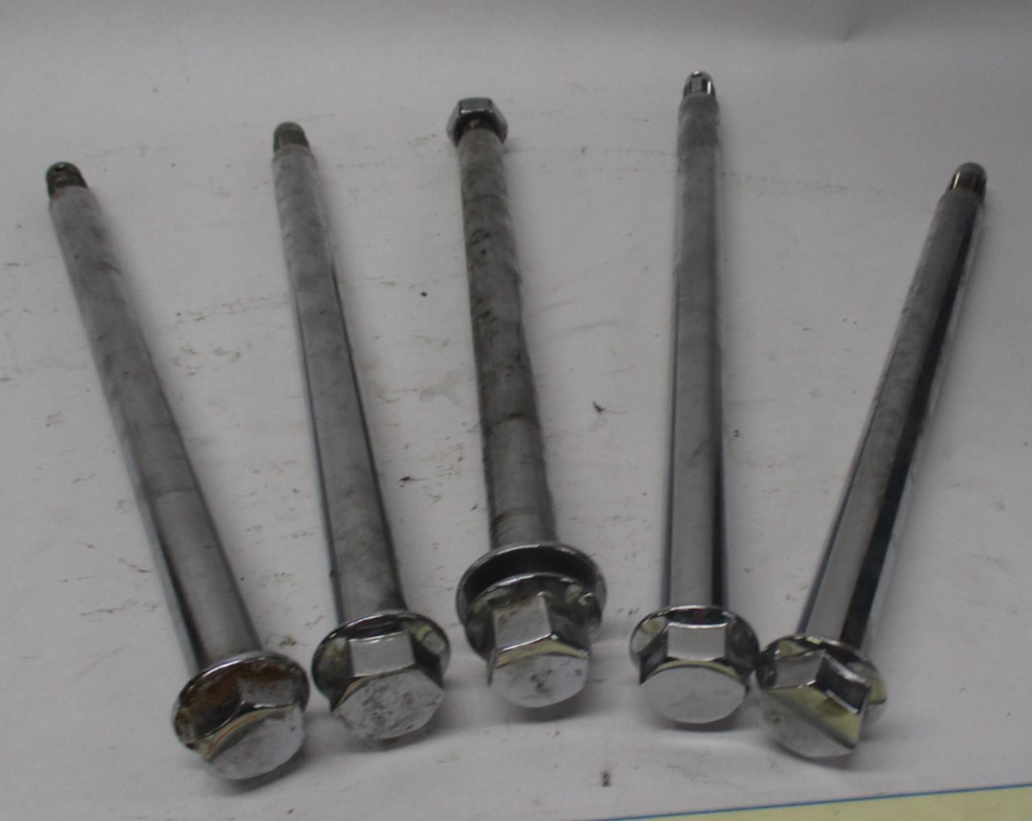 Mixed Lot of (5) Harley Davidson Chrome Wheel Front / Rear Axles #5