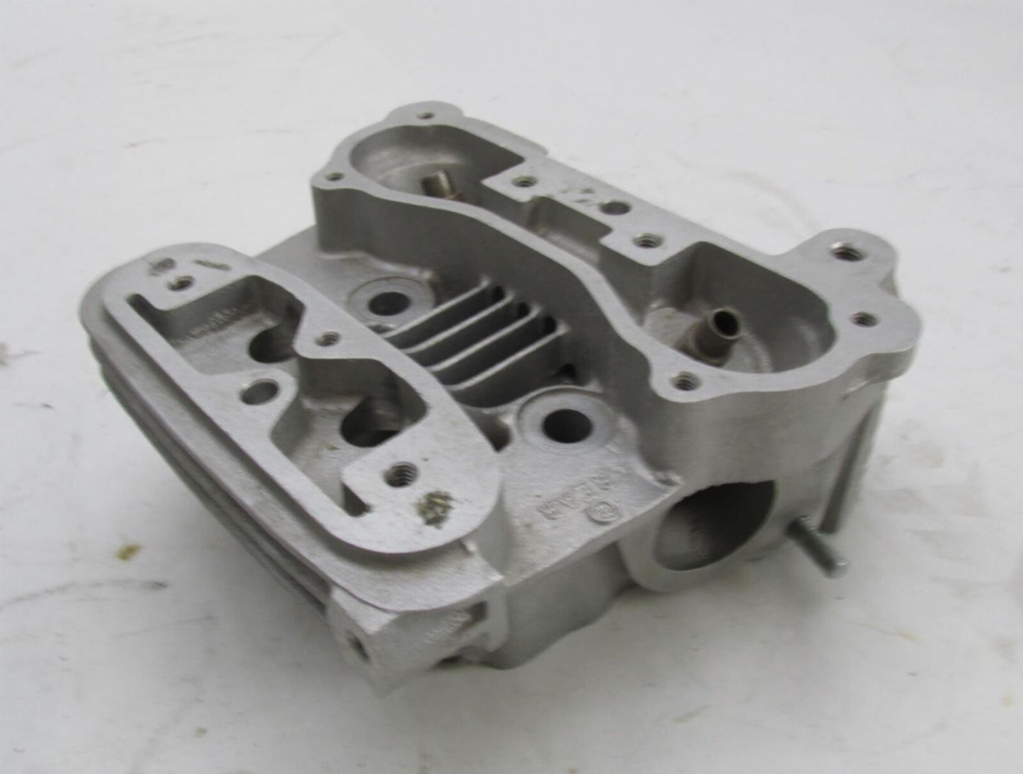 Harley Davidson Genuine NOS Sportster Rear Cylinder Head 16662-86A