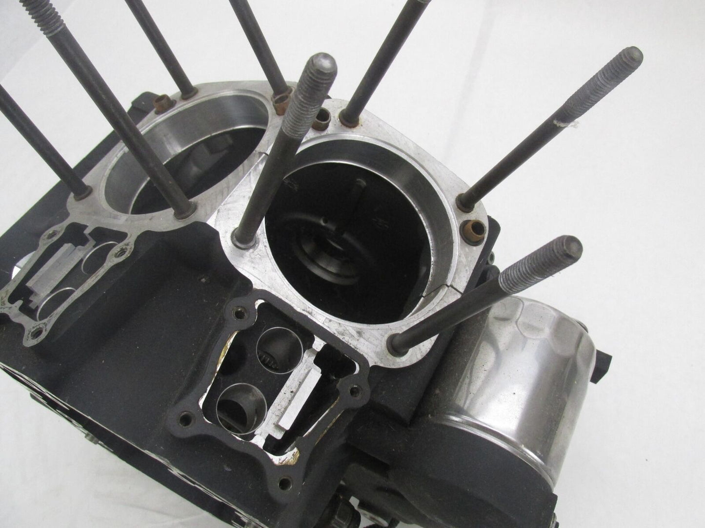 Harley-Davidson Softail Engine Motor Block Crankcase Case 24613-00 24612-00 #2