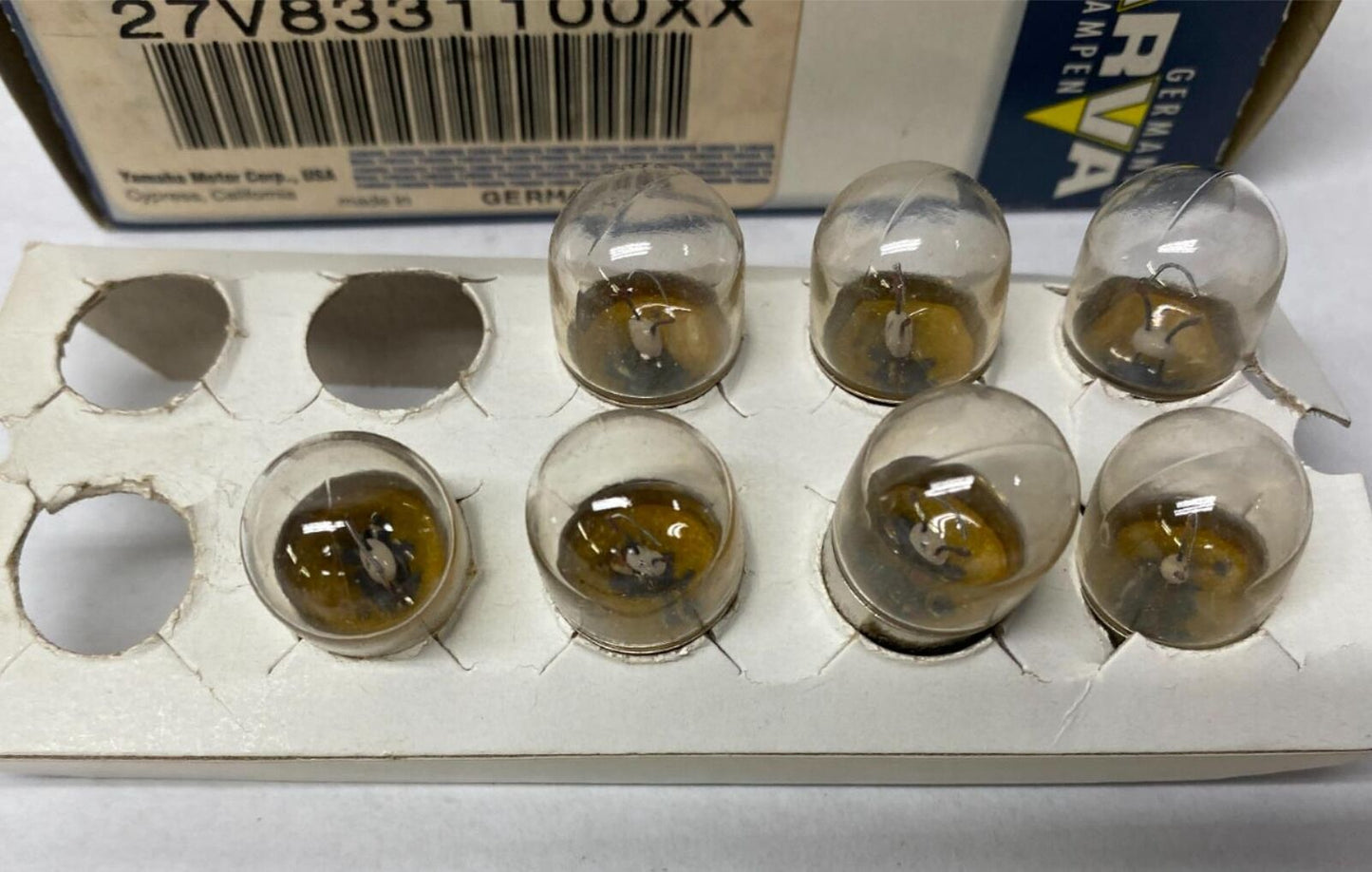 Lot of (7) Yamaha Genuine Bulbs 27V8331100XX