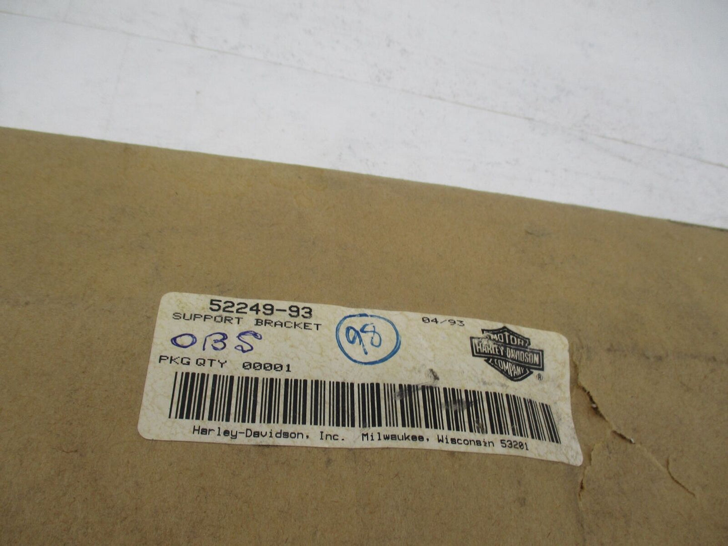 Harley Davidson Genuine NOS Seat Support Bracket 52249-93